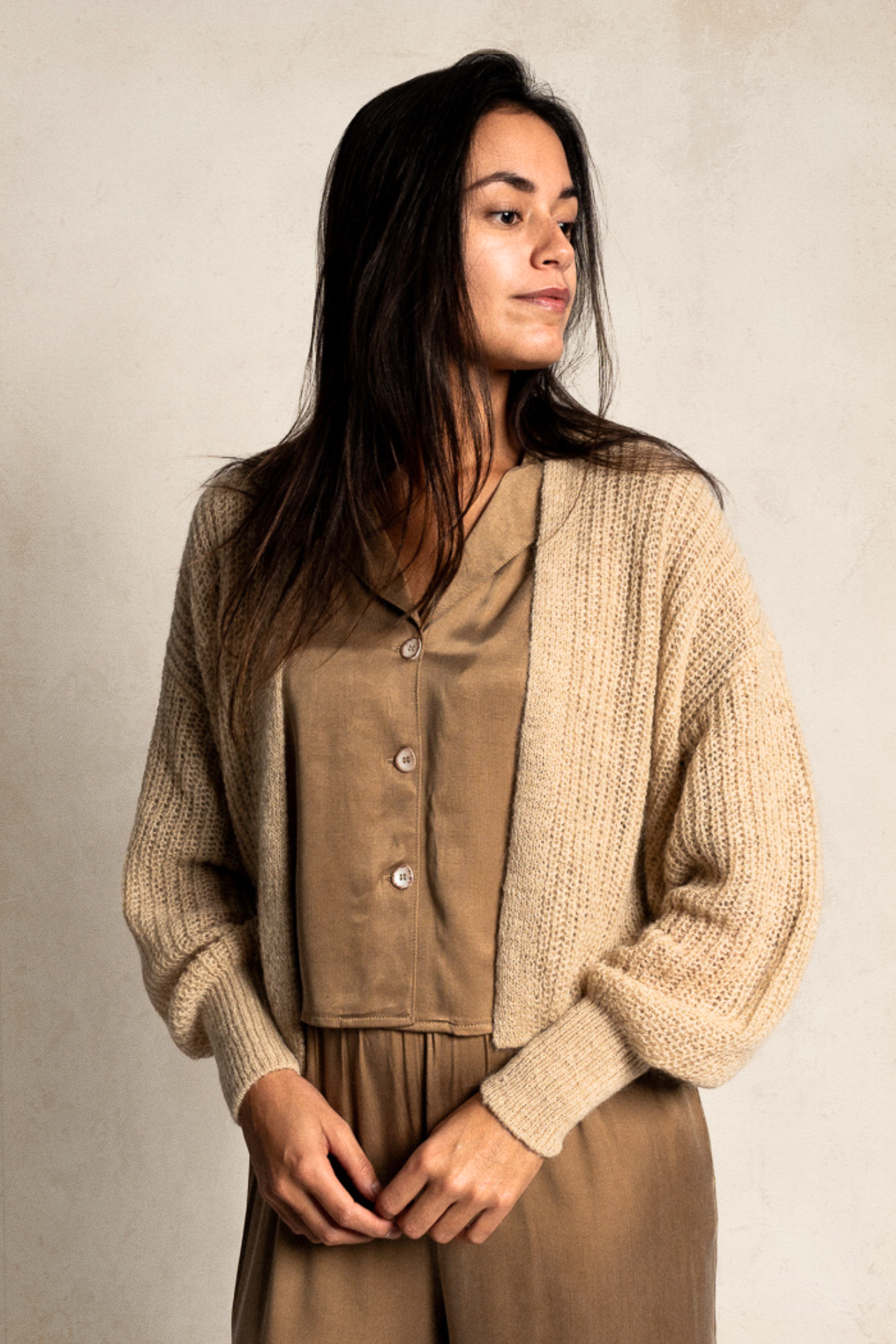 Rose cardigan sand