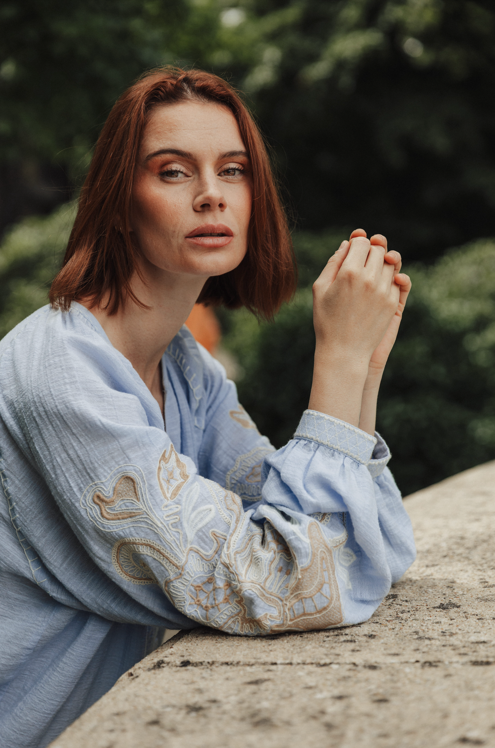 Honnete-atelier-gloria-blouse-katoen-blauw