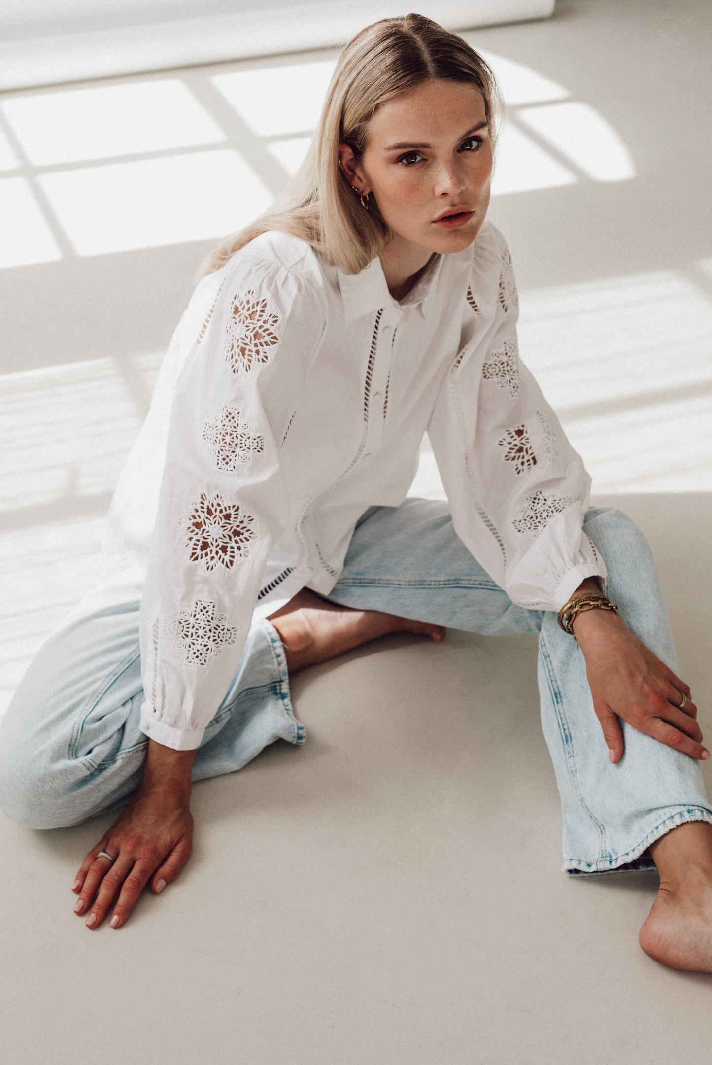 Ina blouse white cotton embroidery