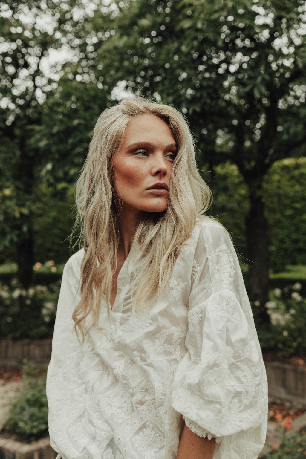 honnete-atelier-edie-blouse-wit-katoen