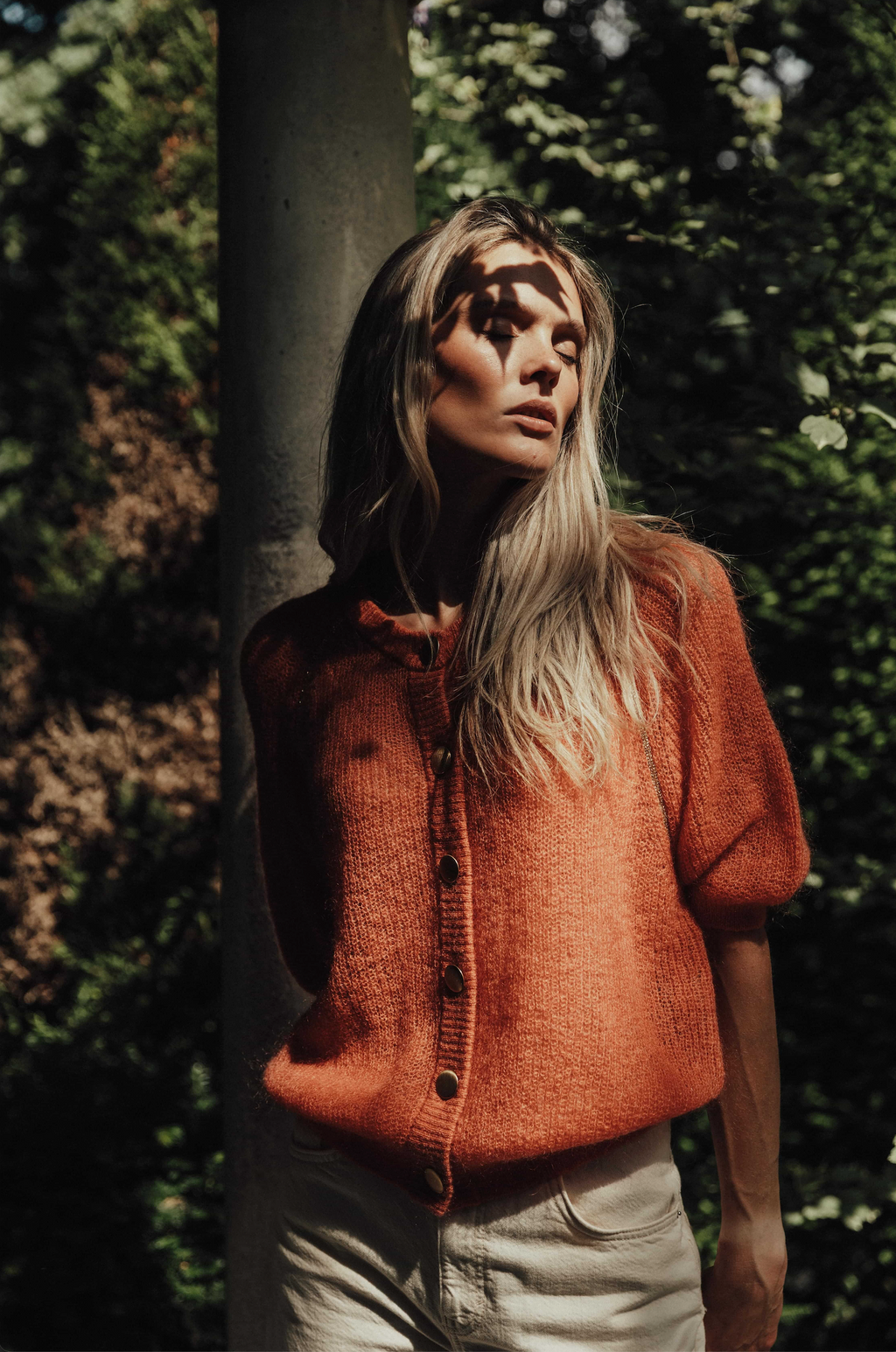 honnete-atelier-trui-oranje-koraal